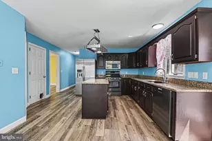 1242 Jill Dr, Hummelstown, PA 17036 - Photo 7