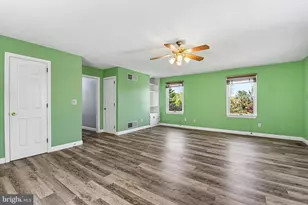 1242 Jill Dr, Hummelstown, PA 17036 - Photo 5