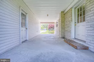 321 E Glenn Rd, Hershey, PA 17033 - Photo 5