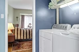 505 Cherrington Dr, Harrisburg, PA 17110 - Photo 13