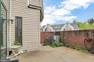 505 Cherrington Dr, Harrisburg, PA 17110 - Photo 3