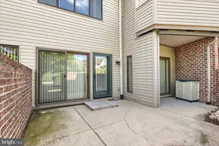 1105 Cherrington Dr, Harrisburg, PA 17110 - Photo 3