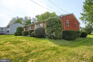3625 Brookfield Rd, Harrisburg, PA 17109 - Photo 3