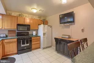 5790 Hidden Lake Dr, Harrisburg, PA 17111 - Photo 11