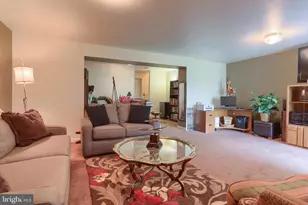 5790 Hidden Lake Dr, Harrisburg, PA 17111 - Photo 25