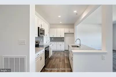 7831 Oak Brook Drive, Harrisburg, PA 17112 - Photo 9