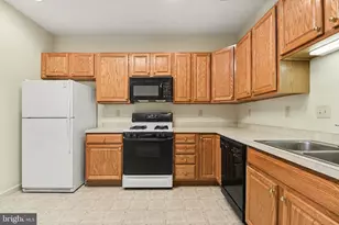 141 Leonard Ln, Harrisburg, PA 17111 - Photo 9