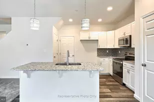 7850 Oakbrook Dr, Harrisburg, PA 17112 - Photo 13