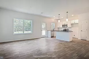 7856 Oakbrook Dr, Harrisburg, PA 17112 - Photo 5