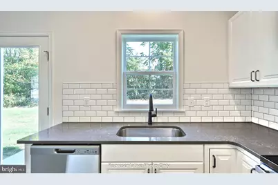 7856 Oak Brook Drive, Harrisburg, PA 17112 - Photo 9