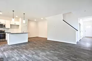 7846 Oakbrook Dr, Harrisburg, PA 17112 - Photo 7