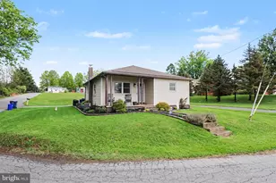 174 Hollywood Dr, Middletown, PA 17057 - Photo 3