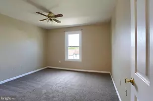 137 Chartwood Dr, Harrisburg, PA 17111 - Photo 27