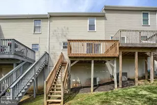 137 Chartwood Dr, Harrisburg, PA 17111 - Photo 37