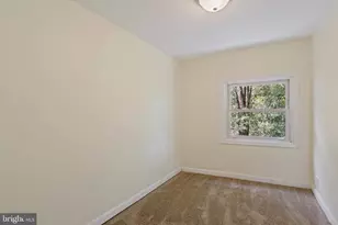2266 Kensington St, Harrisburg, PA 17104 - Photo 9