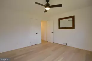 2400 Linglestown Rd, Harrisburg, PA 17110 - Photo 15