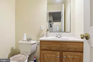 491 Sunday Dr, Harrisburg, PA 17111 - Photo 15