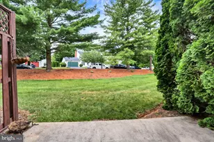 2063 D Raleigh Rd, Hummelstown, PA 17036 - Photo 9