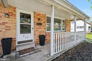542 W Areba Ave, Hershey, PA 17033 - Photo 3