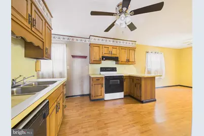 205 West Avenue, Harrisburg, PA 17109 - Photo 13