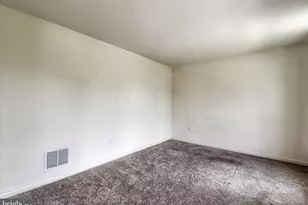 7050 Beaver Spring Rd, Harrisburg, PA 17111 - Photo 7