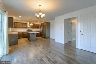 7050 Beaver Spring Rd, Harrisburg, PA 17111 - Photo 11