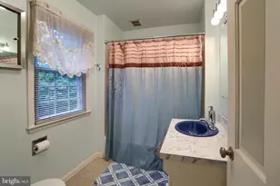 4008 Green St, Harrisburg, PA 17110 - Photo 25