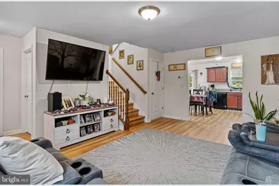 153 Mapleton Boulevard, Harrisburg, PA 17112 - Photo 9