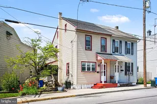 255 N Pine St, Middletown, PA 17057 - Photo 3
