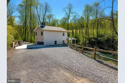 401 Toms Road, Harrisburg, PA 17112 - Photo 1