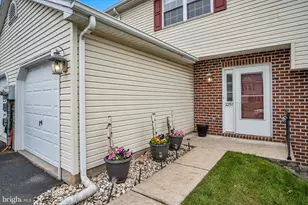 7251 Huntingdon St, Harrisburg, PA 17111 - Photo 3