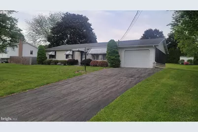 421 N. 3rd St, Halifax, PA 17032 - Photo 3