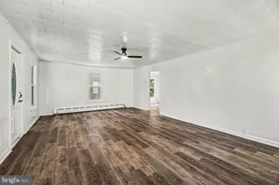 28 N 4th St, Halifax, PA 17032 - Photo 7