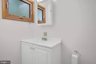350 E Roosevelt Ave, Middletown, PA 17057 - Photo 17