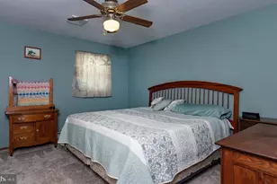 124 Evergreen St, Hummelstown, PA 17036 - Photo 13