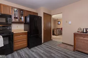 124 Evergreen St, Hummelstown, PA 17036 - Photo 5