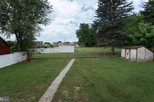 124 Evergreen St, Hummelstown, PA 17036 - Photo 5