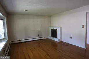 6893 Chambers Hill Rd, Harrisburg, PA 17111 - Photo 3