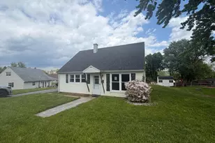 1058 N Pine St, Middletown, PA 17057 - Photo 1
