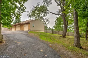 1175 S Meadow Ln, Palmyra, PA 17078 - Photo 63