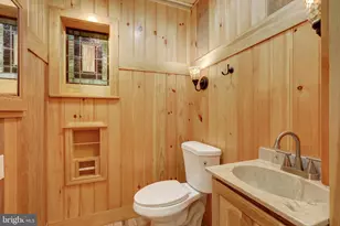 1175 S Meadow Ln, Palmyra, PA 17078 - Photo 15