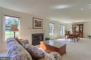 4 Cambridge Dr, Hershey, PA 17033 - Photo 9