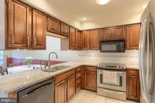 4 Cambridge Dr, Hershey, PA 17033 - Photo 15