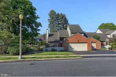4 Cambridge Drive, Hershey, PA 17033 - Photo 3