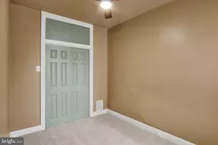 542 Race St, Harrisburg, PA 17104 - Photo 17