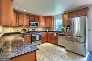 9115 Joyce Ln, Hummelstown, PA 17036 - Photo 9