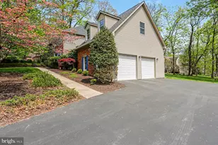 4713 Great Oak Ln, Harrisburg, PA 17110 - Photo 5