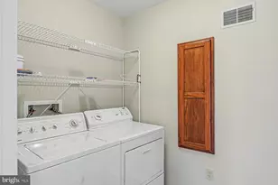 4713 Great Oak Ln, Harrisburg, PA 17110 - Photo 33
