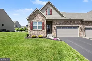 4322 Ashdon Dr, Harrisburg, PA 17112 - Photo 1