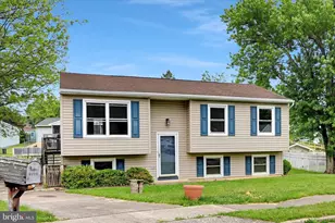1589 Vesta Dr, Harrisburg, PA 17112 - Photo 3